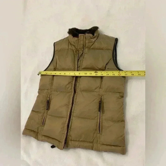Charter Club Petite Women's Puffer Vest Faux Fur Collar Full Zip Brown Size P/P - Picture 8 of 12